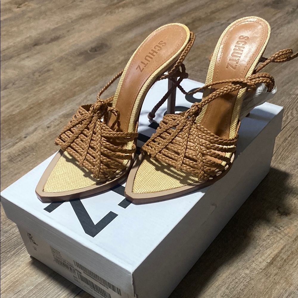 Schutz Women's Adele Sandal - Honey Peach